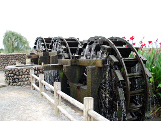 菱野の三連水車